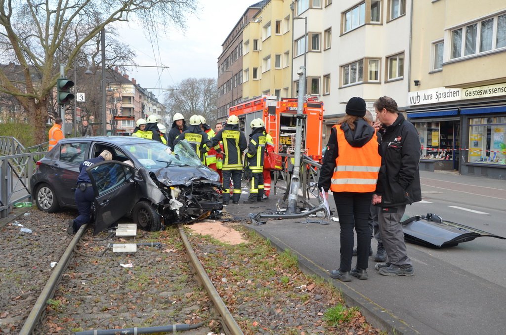 VU Koeln Lindenthal Zuelpischerstr Universitaetstr P068.JPG - Miklos Laubert